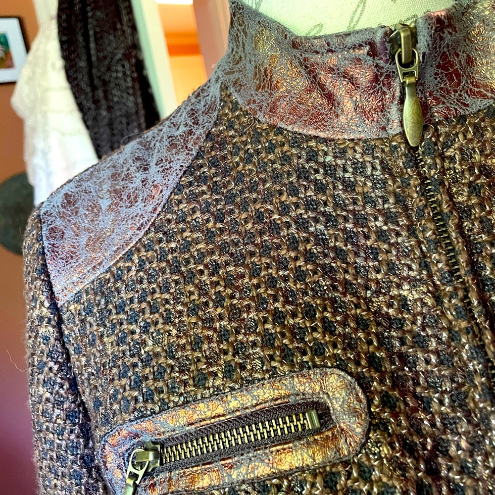 Chico’s zip jacket - Picture 2 of 3